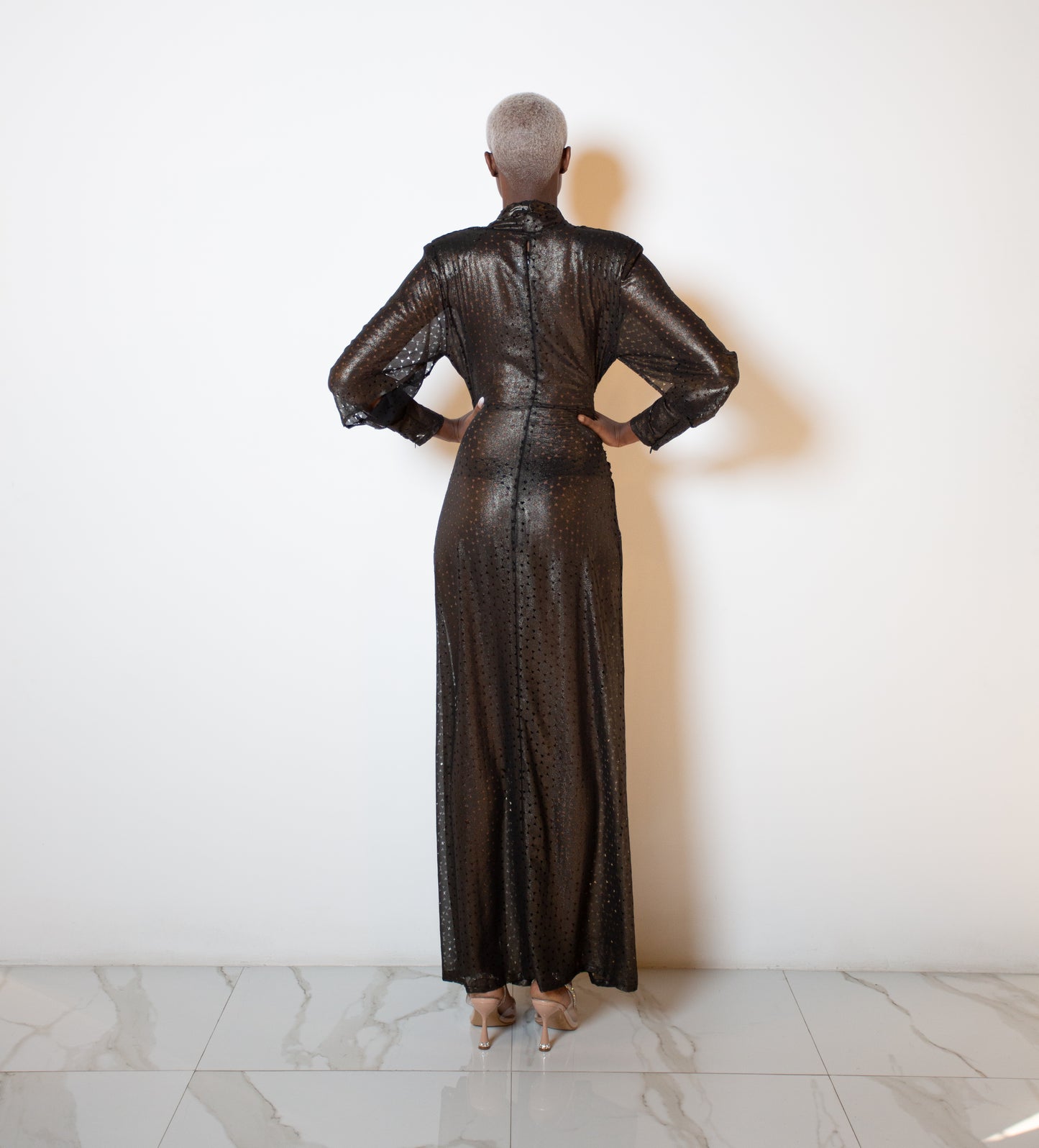 Robe Ébène Vernissée